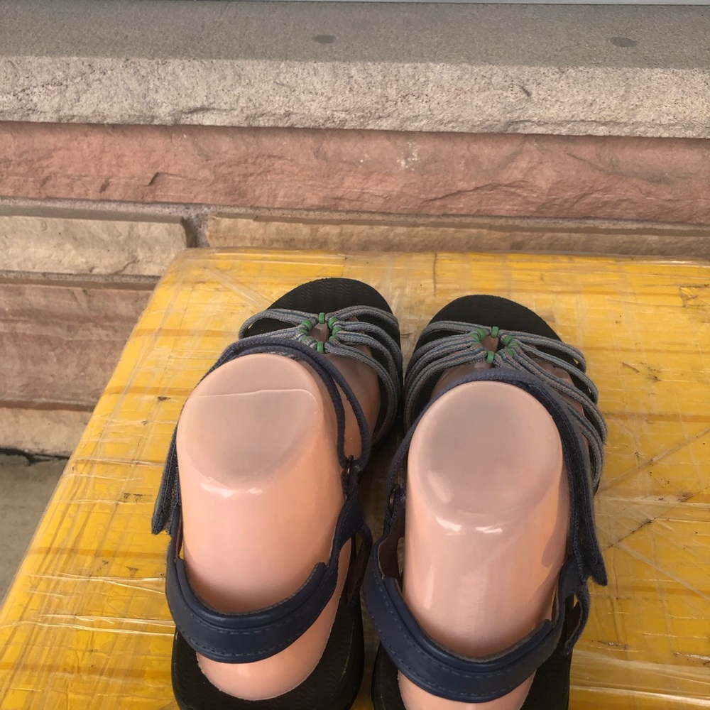 Teva Women’s Strappy Outdoor Black and Gray with Green Accent Sandals Size 10 - Picture 6 of 15